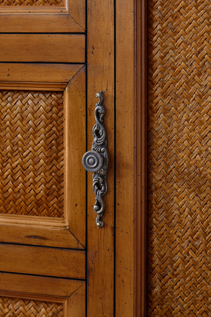 Kingston Cabinet Bed