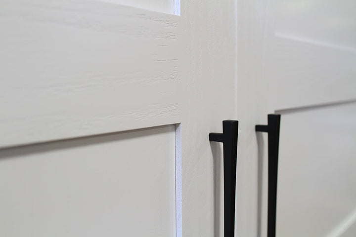 VERTICAL OAK QUEEN PLANK FACE MURPHY BED DISCOUNTED PAINTED WHITE 