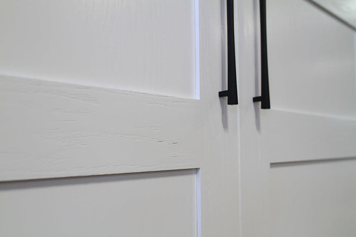 Lake View Face Murphy Bed Vertical Queen Oak Painted White Discounted (VQ122-O-PW)