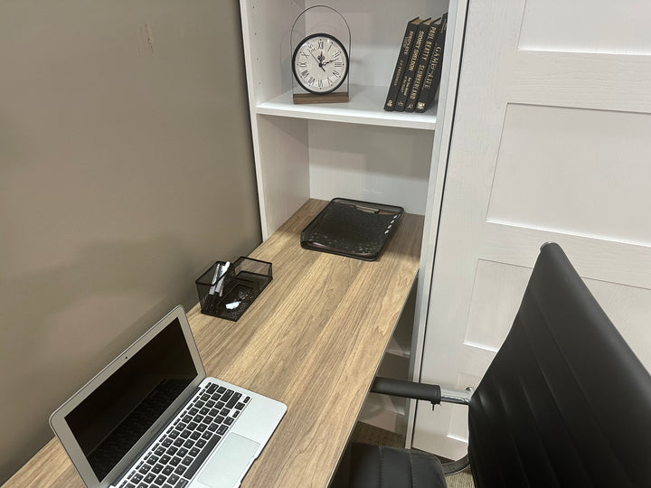 Vertical Queen Oak Painted White Wood Lake View Face - V122 Workstation Package B