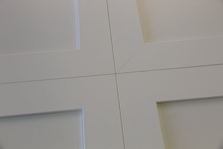 Shaker Face Murphy Bed Queen Melamine Classic White Discounted (VQMEL104-CW)